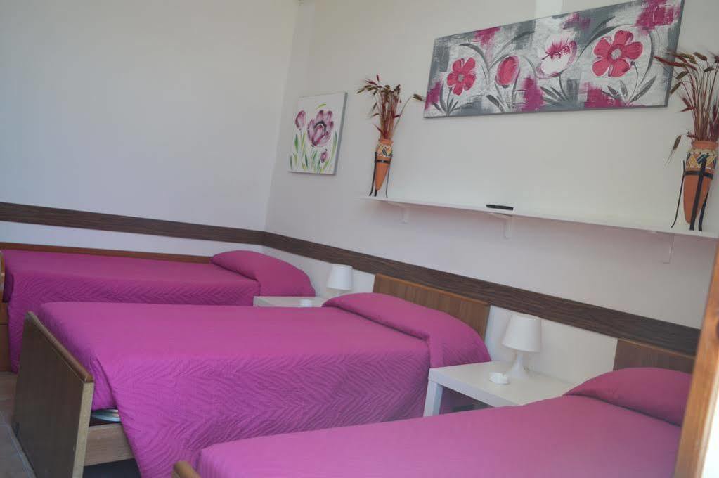 Albergo Ollolai Civitavecchia Extérieur photo