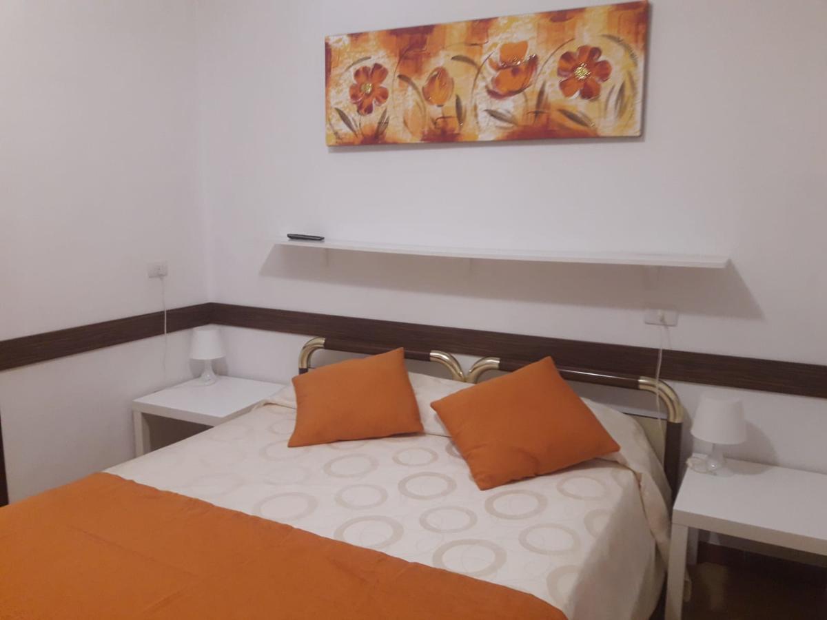 Albergo Ollolai Civitavecchia Extérieur photo