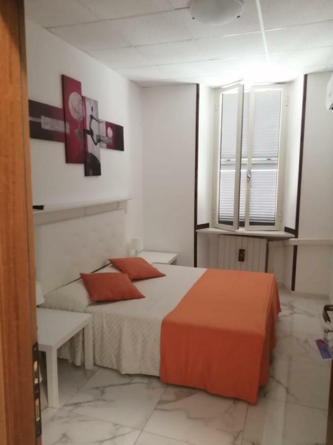 Albergo Ollolai Civitavecchia Extérieur photo