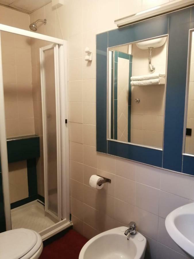 Albergo Ollolai Civitavecchia Extérieur photo