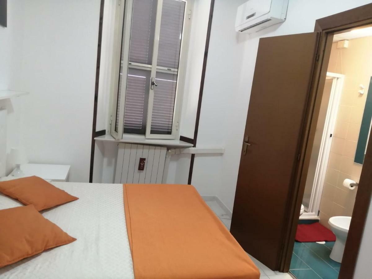 Albergo Ollolai Civitavecchia Extérieur photo